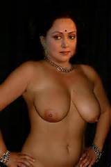 Hema Malini Nude Shows Her Big Boobs