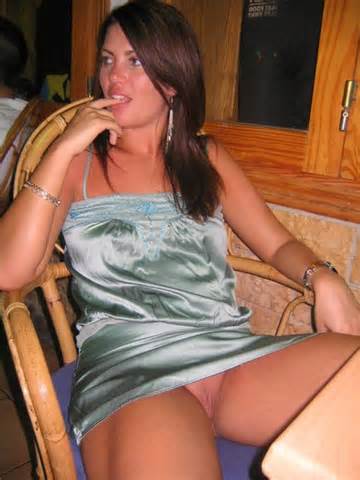 Description Amateur Wife Flash Pussy In Public Place Photo In