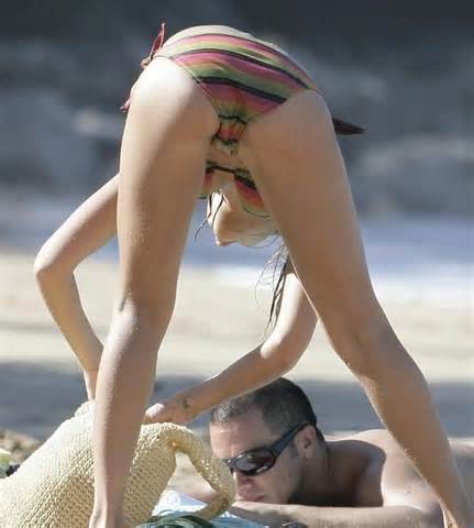 Jessica Alba Bending Over Pussy