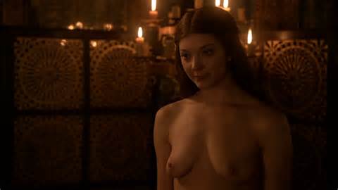 Game Of Thrones Season 4 Starting 24 Photos Of Nude GOT Women