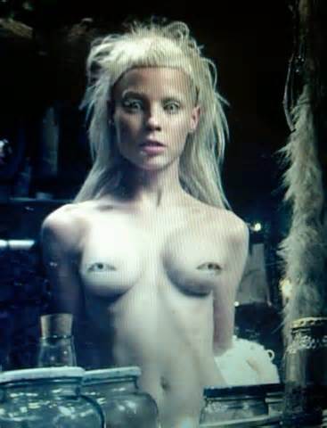 Want To See Yolandi Visser Nude