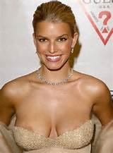 Jessica Simpson Pussy Slip And Nipple Slip Paparazzi Pictures