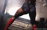 Mizz Twerksum Neonessgifs